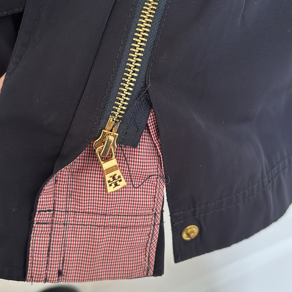 Tory Burch Rain Resistant Shell - Picture 4 of 9